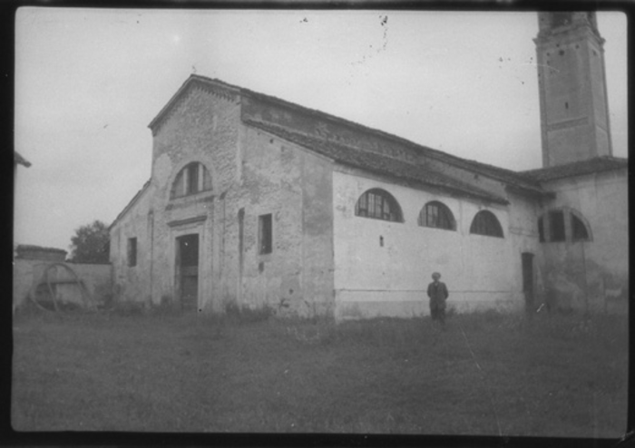 Paolo Verzone, Non identificato, chiesa, esterno