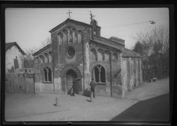 Paolo Verzone, Robbio, chiesa di San Pietro, facciata