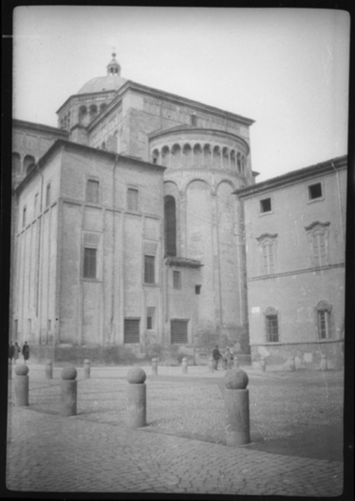 Paolo Verzone, Parma, chiesa cattedrale, esterno