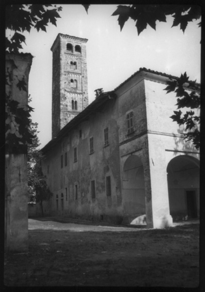 Paolo Verzone, Non identificato, chiesa, esterno