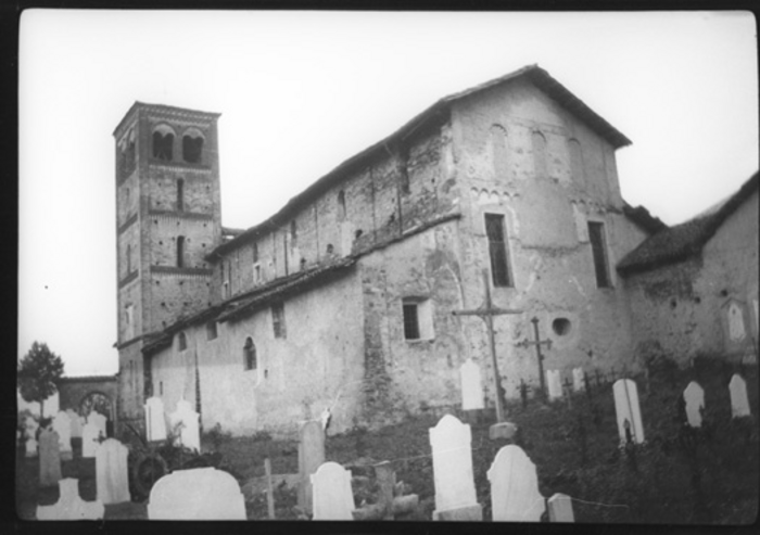 Paolo Verzone, Pagno, chiesa dei SS. Pietro e Colombano, esterno