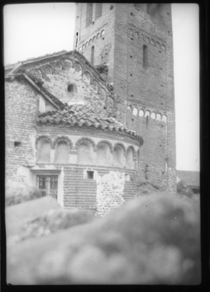 Paolo Verzone, Non identificato, chiesa, esterno