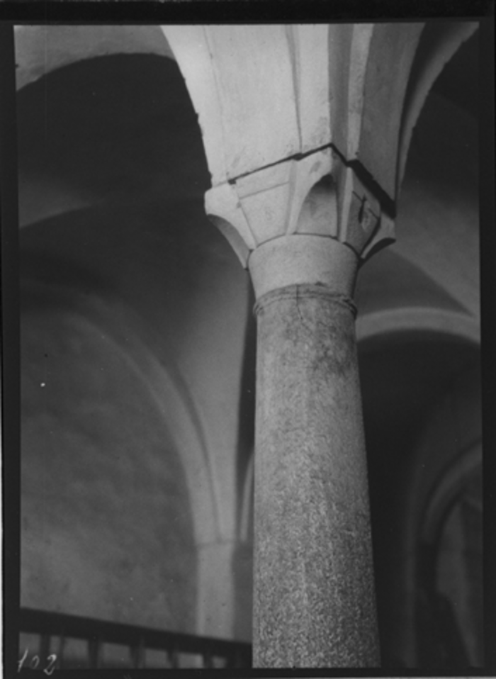 Paolo Verzone, Non identificato, interno, capitello