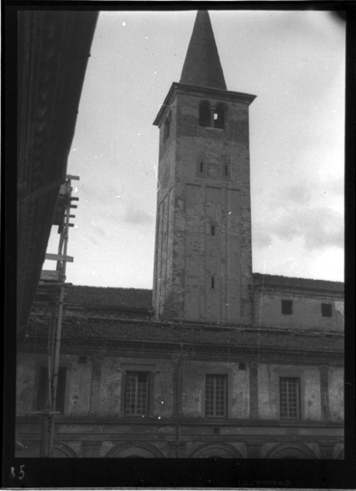 Paolo Verzone, Piacenza - Chiesa di S. Savino, esterno
