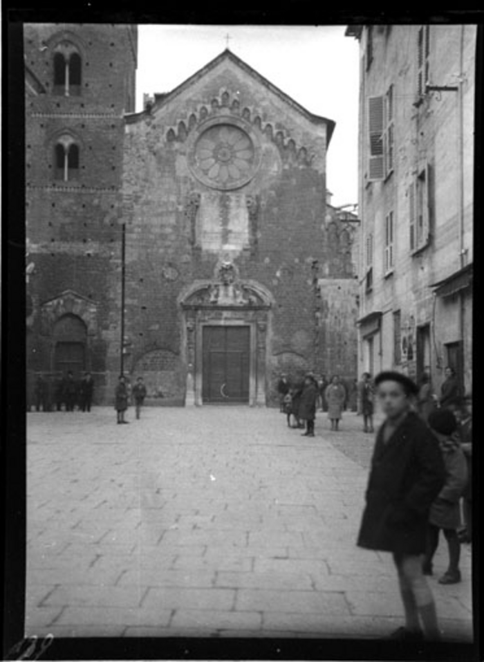 Paolo Verzone, Albenga - Cattedrale, esterno
