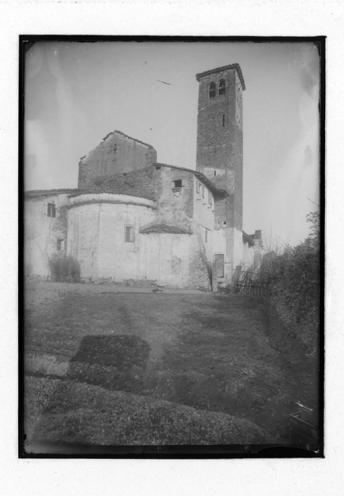 Paolo Verzone, Casalvolone - Chiesa di S. Pietro, esterno