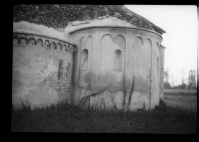 Paolo Verzone,  Lenta - Pieve di Madonna dei Campi, esterno