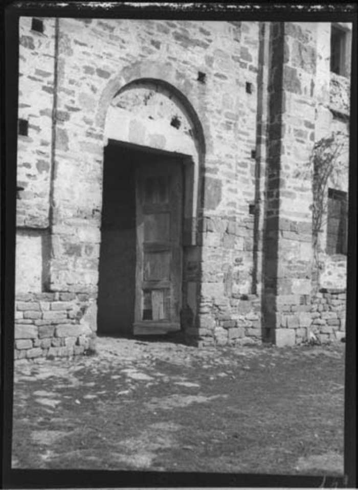 Paolo Verzone, Sala Biellese, Chiesa abbaziale dei SS.Salvatore e Giacomo, esterno