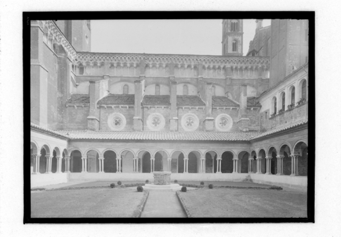 Paolo Verzone, Vercelli - Basilica di S. Andrea, esterno