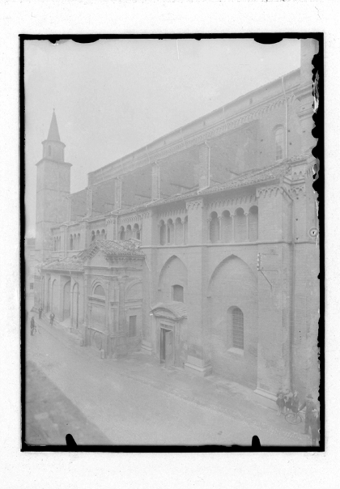 Paolo Verzone, Fidenza - Cattedrale, esterno