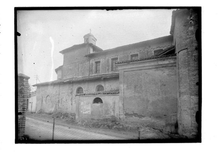 Paolo Verzone, Testona (Moncalieri) - Chiesa di S. Maria, esterno