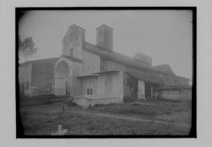 Paolo Verzone, Casalvolone - Chiesa di S. Pietro, esterno