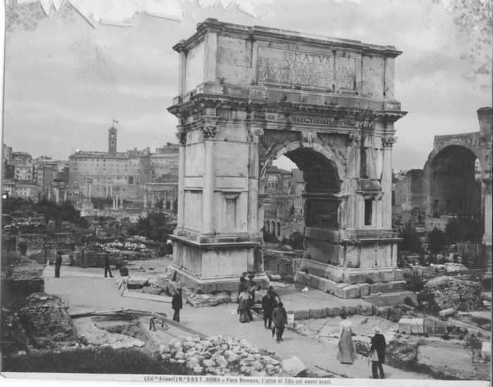 Roma - Foro Romano, l' arco di Tito coi nuovi scavi