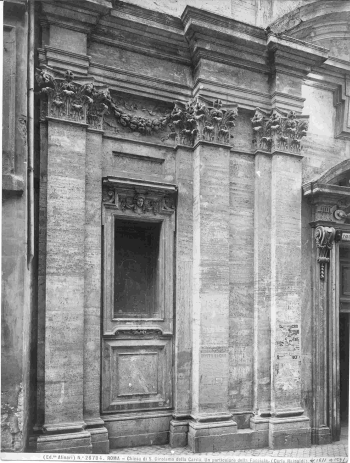 Roma - Chiesa di S. Girolamo della Carità. Un particolare della Facciata.