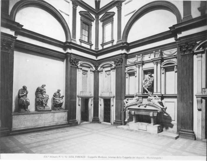 Firenze - Cappelle Medicee. Interno della Cappella dei depositi