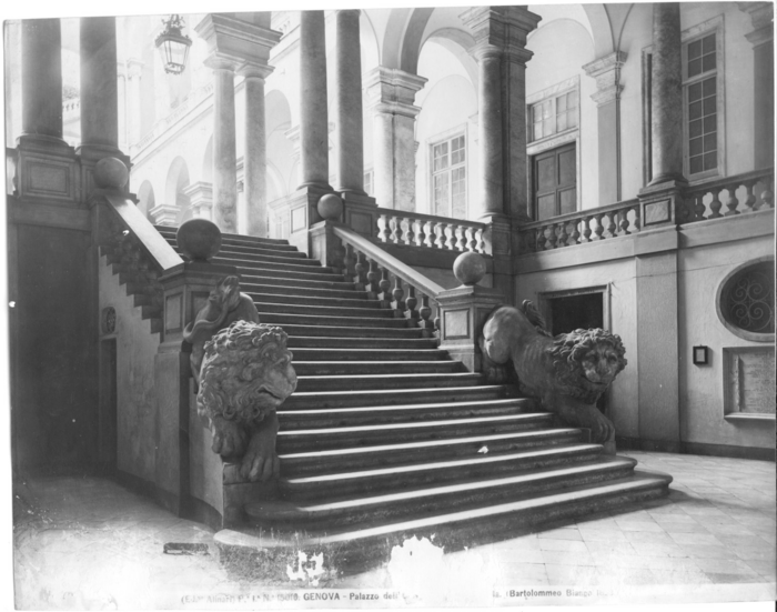 Genova - Palazzo dell' Università. Scala
