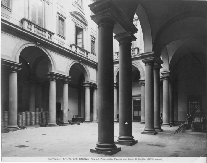 Firenze - Via del Proconsolo. Palazzo non finito. Il Cortile. (XVIII secolo.).