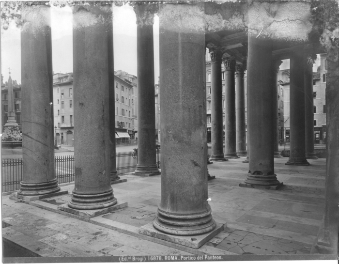 Roma - Portico del Pantheon