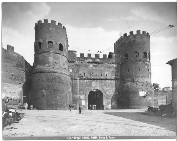 Roma. Porta S. Paolo.