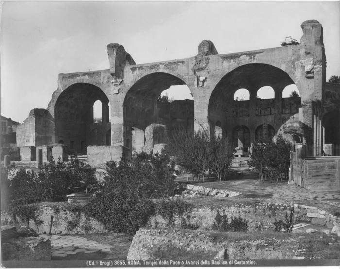 Roma. Tempio della Pace o Avanzi della Basilica di Costantino