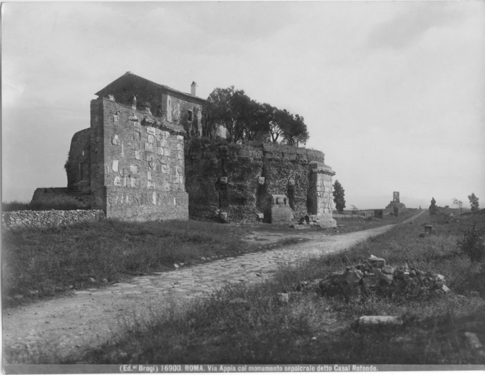 Roma - Via Appia col monumento sepolcrale detto Casal Rotondo