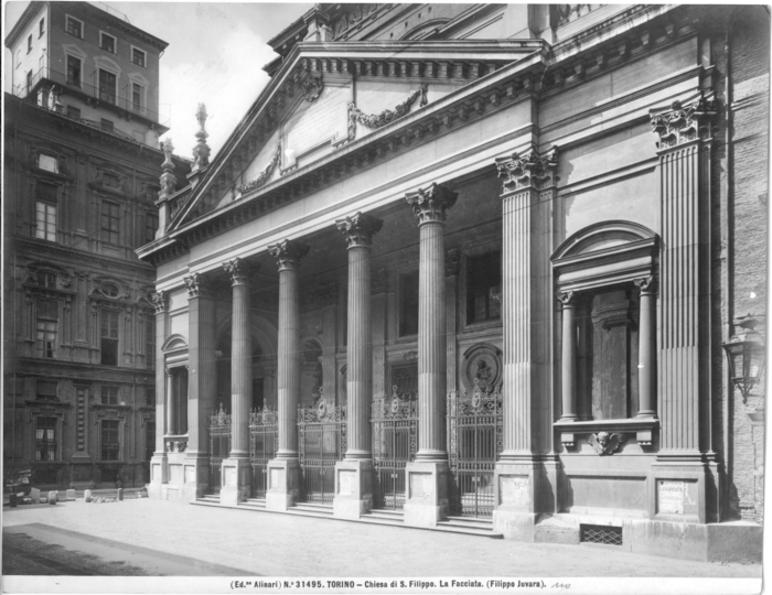 Torino - Chiesa di S. Filippo. La facciata