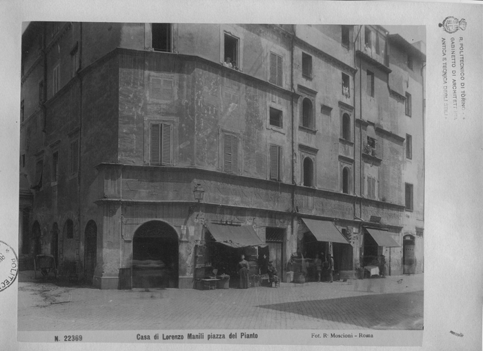 Casa di Lorenzo Manili piazza del Pianto