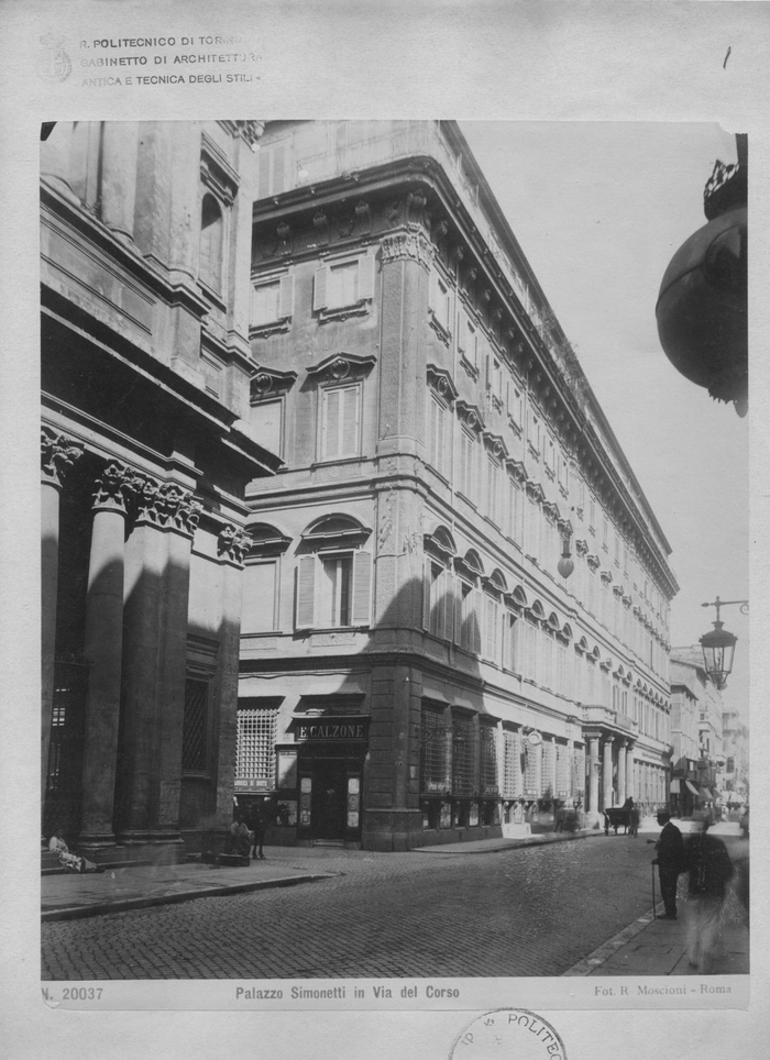 Palazzo Simonetti in Via del Corso