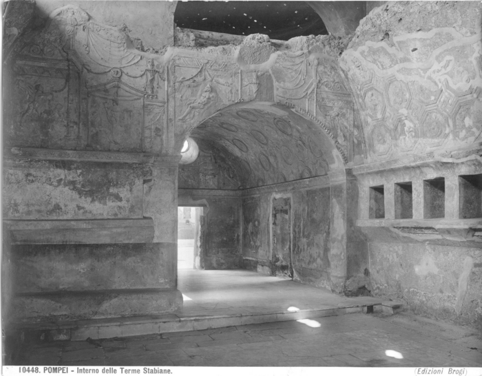 Pompei - Interno delle Terme Stabiane