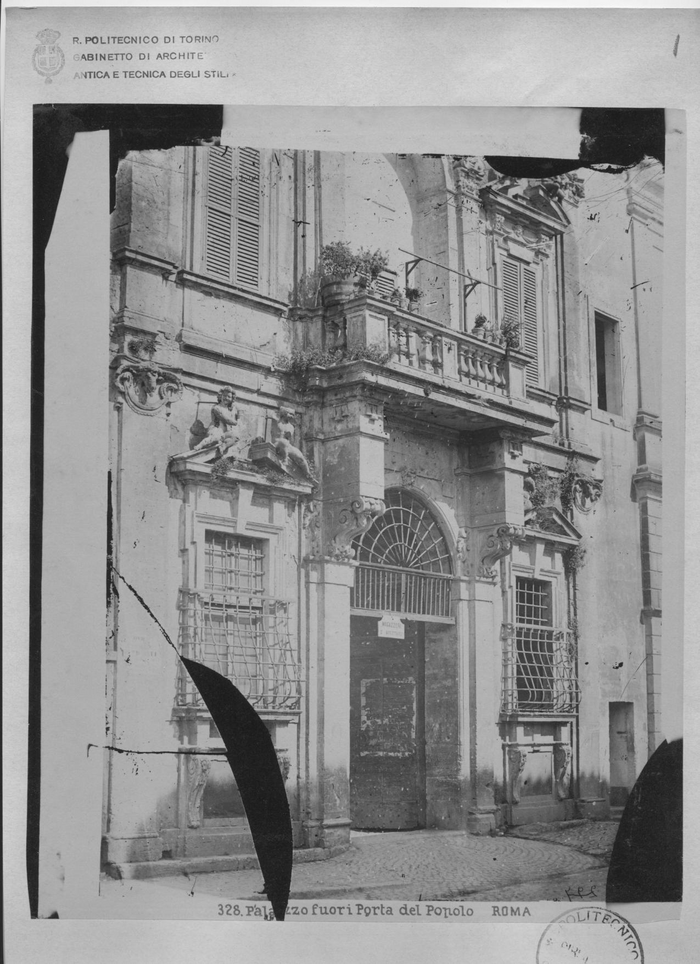 Palazzo fuori Porta del Popolo - Roma