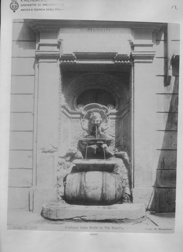 Fontana della Botte in Via Ripetta