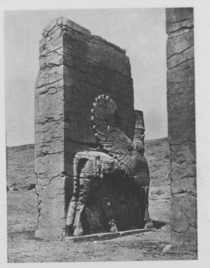 Persepolis - Minotauro alato nel portale est del portico "Serse"