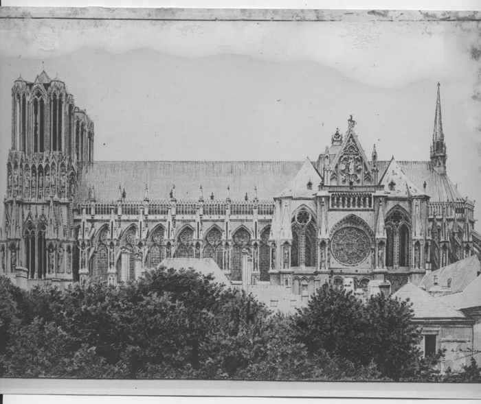 Cattedrale di Reims vista lateralmente