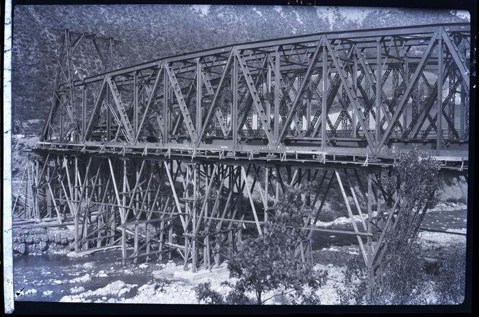 SNOS, Ponte parabolico sul Taro, Ghiare, s.d.