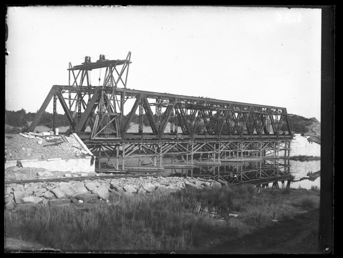 SNOS, Ponte sul Lato, s.d.