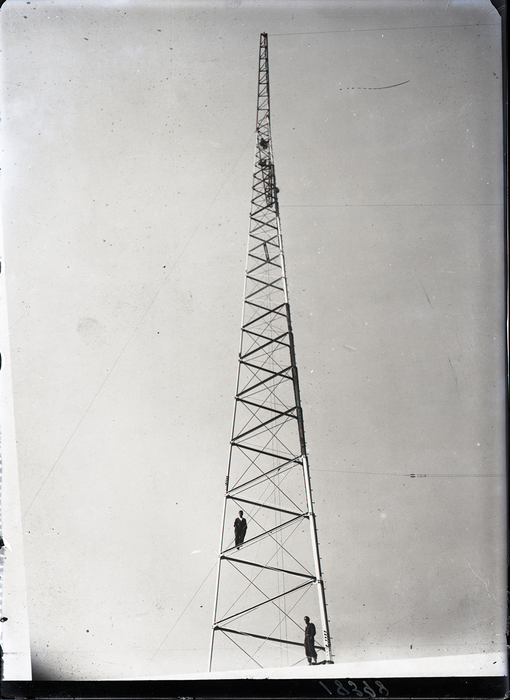 SNOS, Riproduzione di fotografia dell'antenna radio di Mogadiscio, s.d.