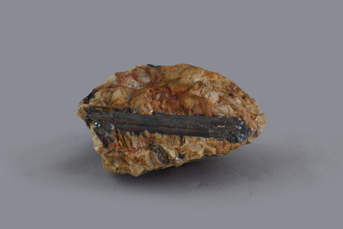BISMUTINITE, Miniera di Brosso, Calea, Lessolo, TO, Piemonte
