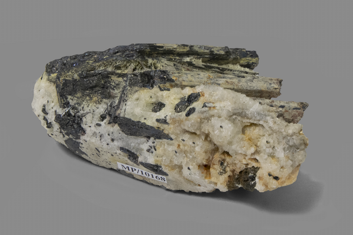 STIBNITE