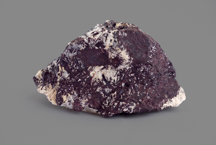 PIEMONTITE, Miniera di Praborna,Saint Marcel, AO, Valle d'Aosta