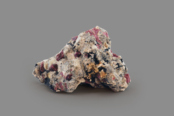 EUDIALITE var. eucolite, Norvegia