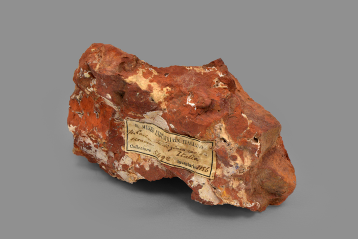 SMITHSONITE, Italia, località non meglio indicata