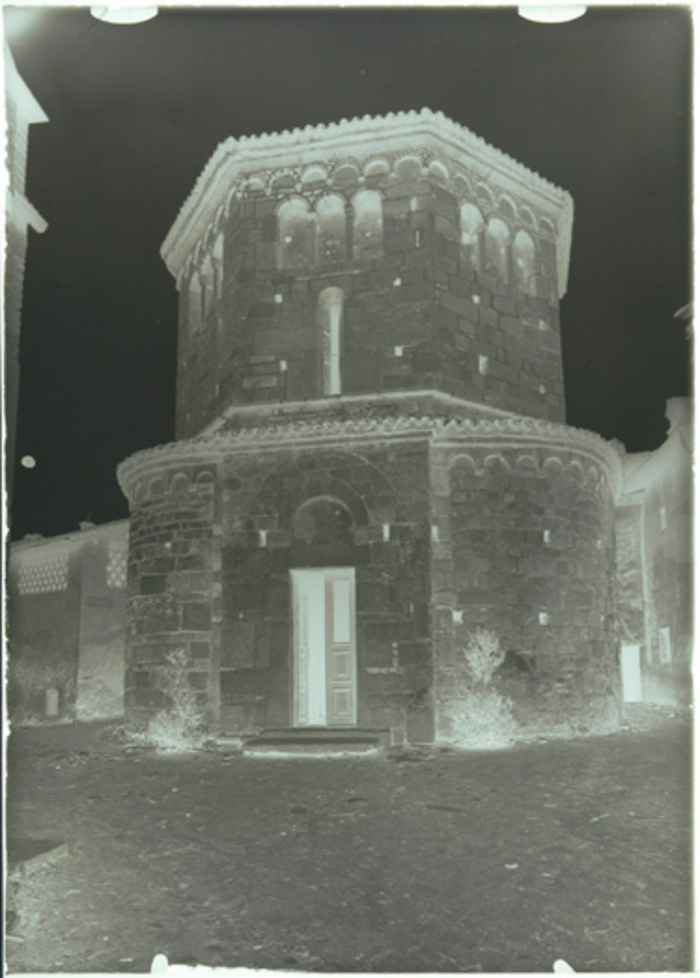 Paolo Verzone, Agrate Conturbia, battistero, esterno