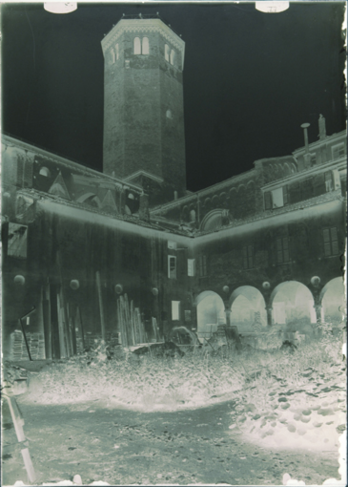 Paolo Verzone, Piacenza, San Savino, esterno