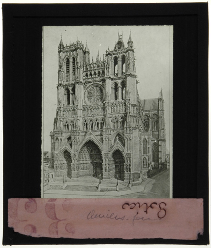 Paolo Verzone, Amiens, Notre-Dame di Amiens, facciata