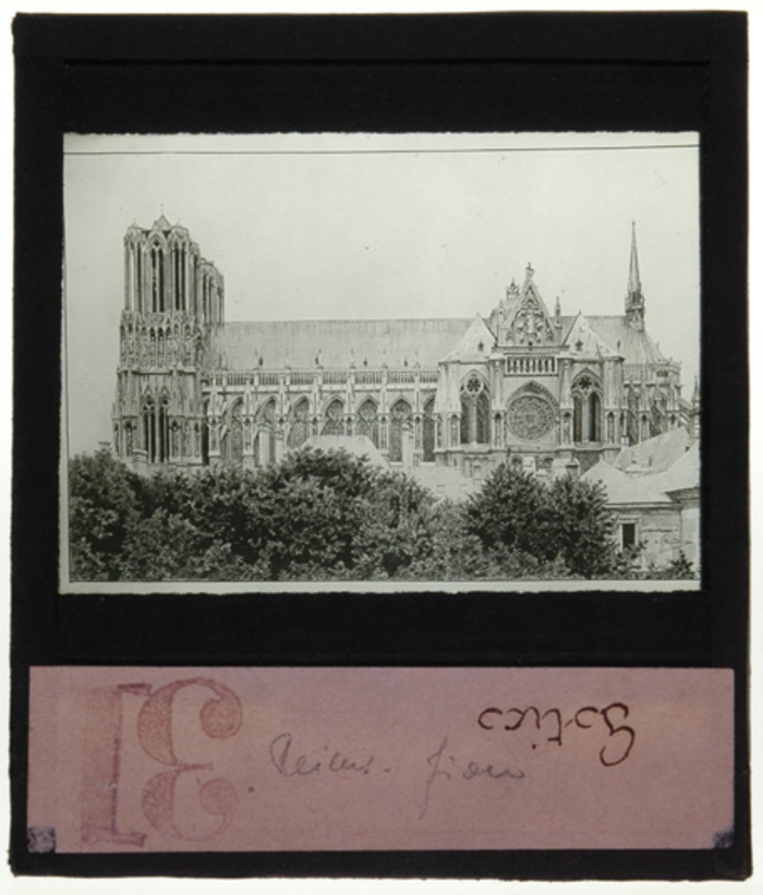 Paolo Verzone, Reims, Notre-Dame di Reims, esterno