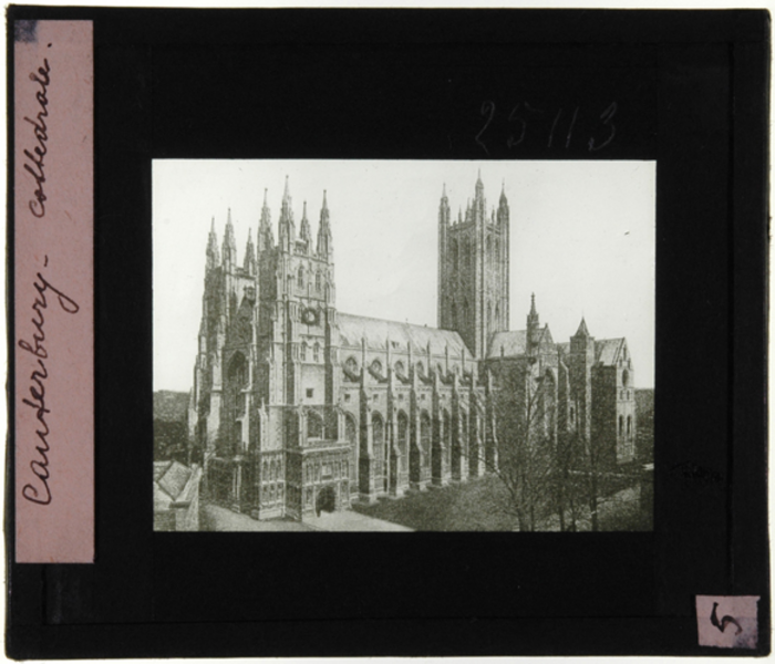 Paolo Verzone, Canterbury, Cattedrale, esterno