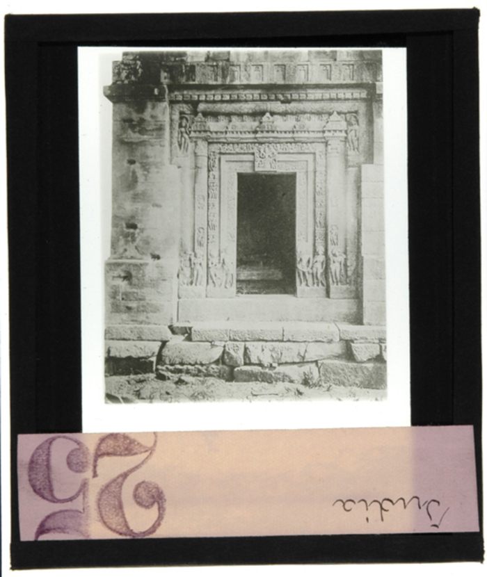 Paolo Verzone, India, tempio, portale