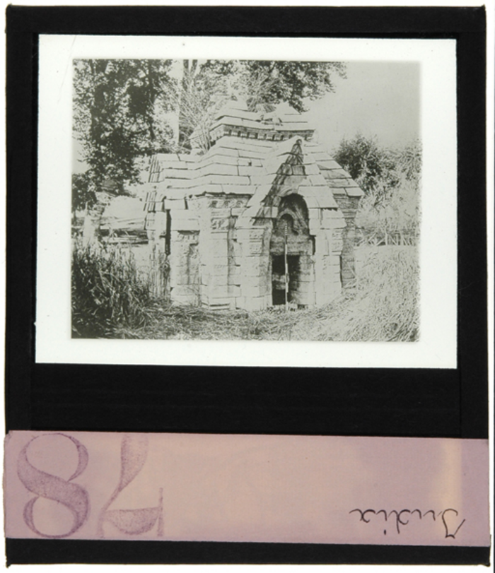 Paolo Verzone, India, tempietto, esterno