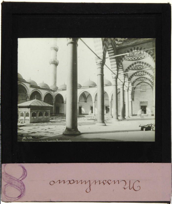 Paolo Verzone, Non identificato, moschea, esterno, cortile porticato