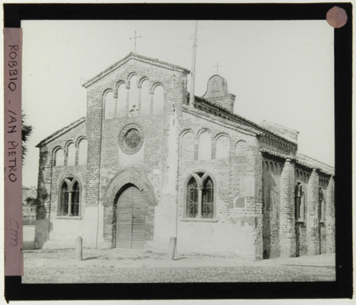 Paolo Verzone, Robbio (PV), chiesa di San Pietro, esterno, facciata